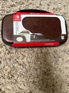 Nintendo Brown Faux Leather Game Traveler Deluxe Case